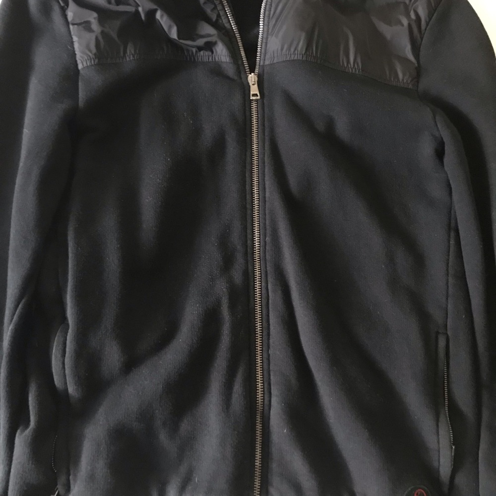 Men’s Gucci zip up